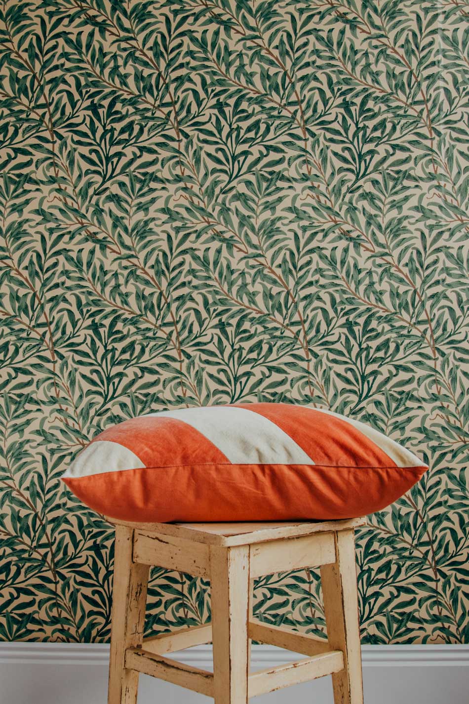 Striped Cushion Peach/Cream 40x60